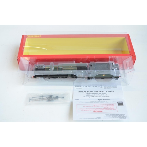 119 - Two OO electric steam train models from Hornby to include R3274 BR (Late) Class 9F Crosti Boiler 920... 