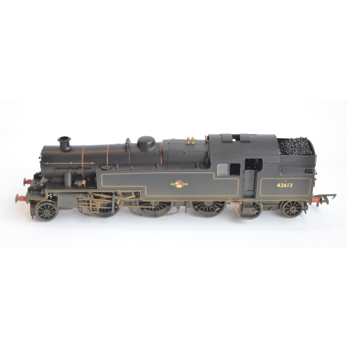 120 - Hornby OO gauge DCC Ready R3021 weathered Super detail BR black 2-6-4T Stanier Class 4P 42613 in nea... 