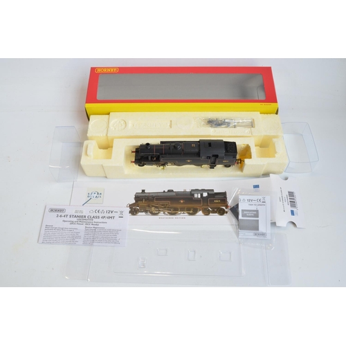 120 - Hornby OO gauge DCC Ready R3021 weathered Super detail BR black 2-6-4T Stanier Class 4P 42613 in nea... 