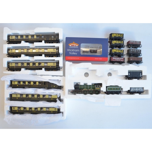 128 - Collection of OO gauge railway models to include a boxed Bachmann 32-991 Wickham Trolley Car BR maro... 