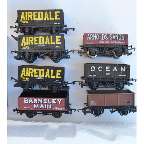 128 - Collection of OO gauge railway models to include a boxed Bachmann 32-991 Wickham Trolley Car BR maro... 