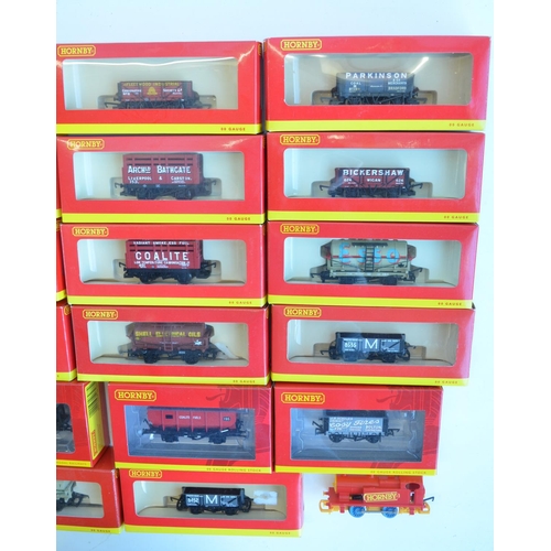 130 - Twenty two boxed Hornby OO gauge goods wagons including 2 tank wagon set R6193. All contents appear ... 