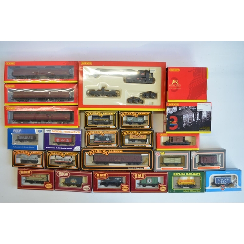 144 - Collection of OO gauge rolling stock models from Hornby, Dapol, Airfix and Mainline, box contents mo... 