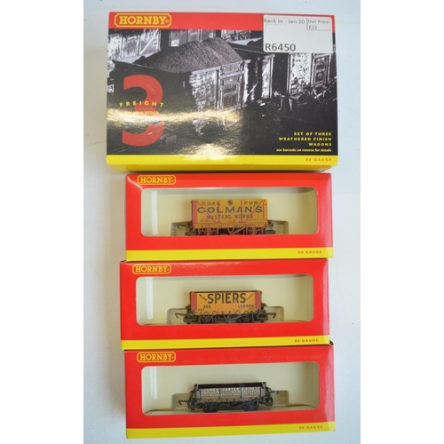 144 - Collection of OO gauge rolling stock models from Hornby, Dapol, Airfix and Mainline, box contents mo... 