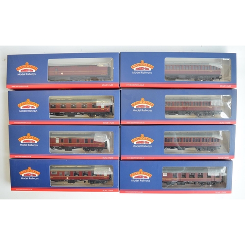 147 - Eight boxed OO gauge BR maroon passenger coaches from Bachmann to include Mk1 coaches (restaurant, 2... 