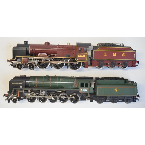 154 - Four OO gauge electric steam train models from Hornby to include R357 LMS 4-6-0 5541 Patriot Class 5... 