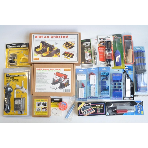 179 - Collection of scale railway modelling tools and accessories to include Proses LB-901 loco service be... 