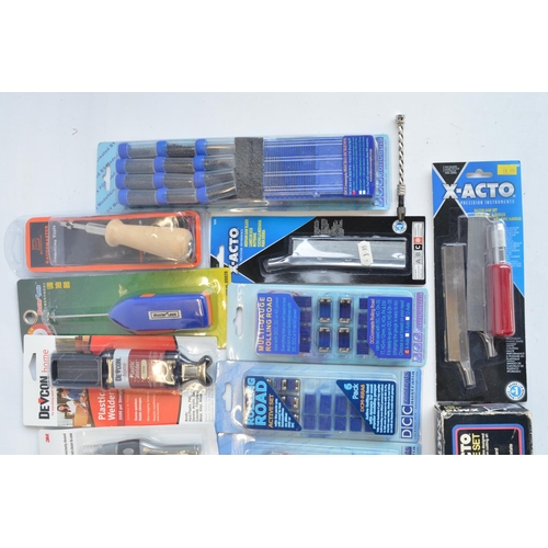 179 - Collection of scale railway modelling tools and accessories to include Proses LB-901 loco service be... 