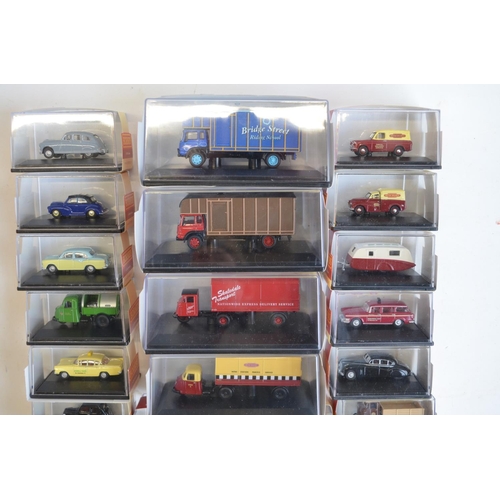 183 - Twenty six boxed as new 1/76 scale OO gauge diecast model vehicles from Hornby Skale Autos to includ... 