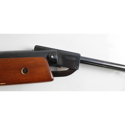 548 - Weihrach  HW 80 .22 break barrel Air Rifle. 17.5ins barrel with moderator Screw. Overall length 43in... 