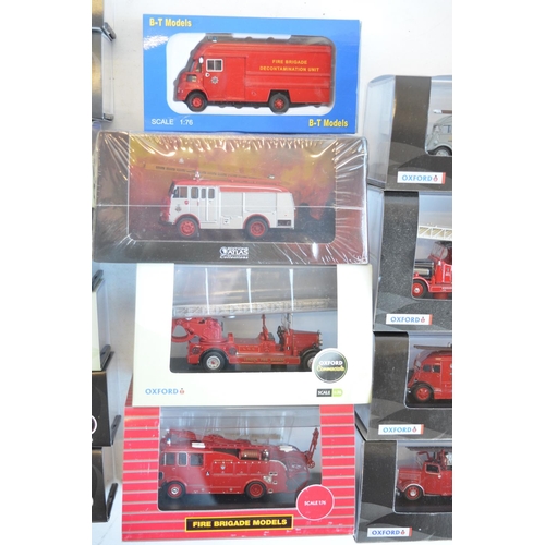 199 - Twenty boxed 1/76 scale OO gauge fire engine models, mostly Oxford Diecast (Fire and Commercials ran... 