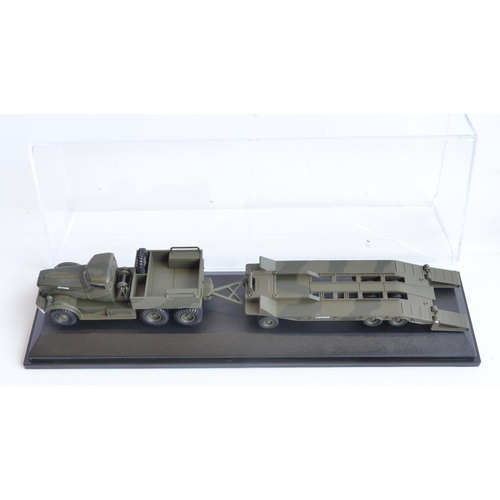 201 - Thirty one 1/76 scale OO gauge diecast military models from Oxford Diecast military range to include... 