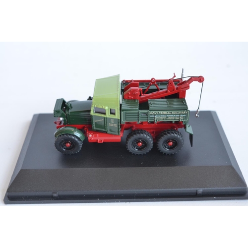 203 - Forty one 1/76 scale OO gauge diecast vehicle models from Oxford Diecast to include Commercial, Agri... 