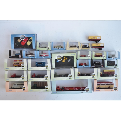 206 - Twenty six 1/76 scale OO gauge diecast vehicle models from Oxford Diecast to include Commercial, Hau... 