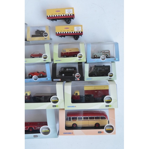 206 - Twenty six 1/76 scale OO gauge diecast vehicle models from Oxford Diecast to include Commercial, Hau... 