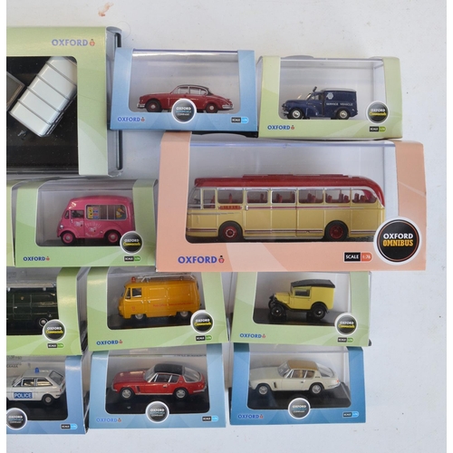 208 - Thirty 1/76 scale OO gauge diecast vehicle models from Oxford Diecast to include Commercial, Haulage... 