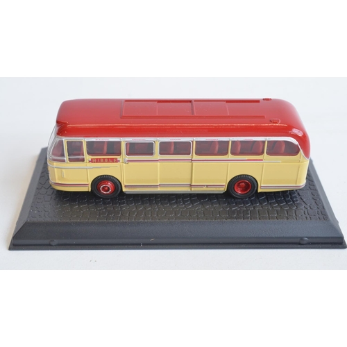 208 - Thirty 1/76 scale OO gauge diecast vehicle models from Oxford Diecast to include Commercial, Haulage... 