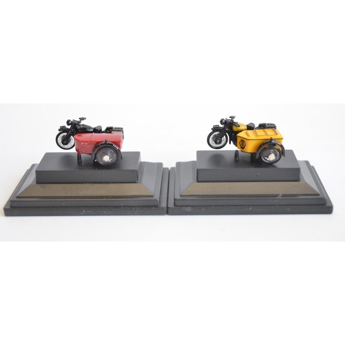 210 - Thirty 1/76 scale OO gauge diecast vehicle models from Oxford Diecast to include Commercial and Auto... 