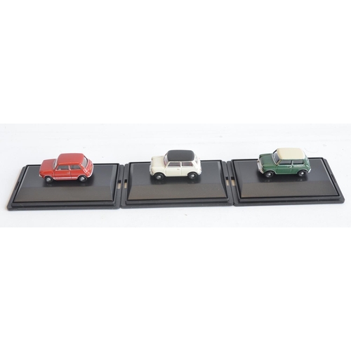 213 - Nine boxed 1/76 scale OO gauge diecast classic Morris Mini models from Oxford Diecast to 76SET20 3 p... 