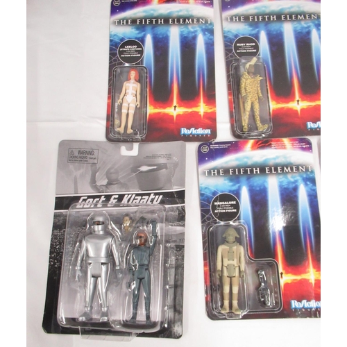 355 - Collection of assorted Sci-Fi related figures by Sota Toys, NECA, Funko, etc. inc. Predator, Riddick... 