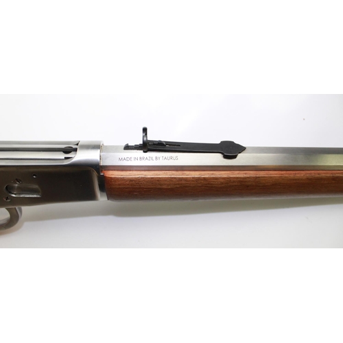 571 - Rossi 38/357 Under lever Action rifle. Stainless steel finish, wooden stock and fore-end. Overall le... 