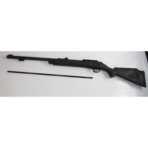 572 - Thompson/Center. Modern Muzzle loading Rifle from  Springfield MA. 50cal. Black powder only. Black s... 