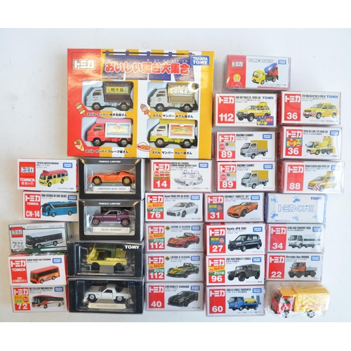 284 - Thirty boxed Japanese imported small scale diecast models from Takara Tomy to include 4 vehicle mult... 