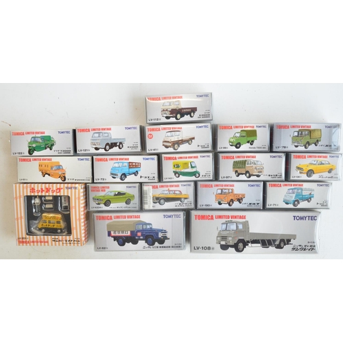 291 - Seventeen boxed Japanese imported 1/64 scale diecast Tomica Limited Vintage models. Models appear mi... 