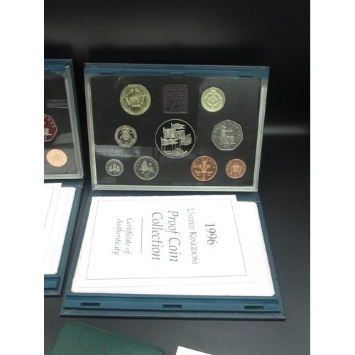 440 - Royal Mint - Cased 1995 United Kingdom Second World War Silver Proof Two Pound Coin, cased 1944-1994... 