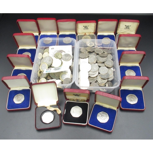 447 - Mixed collection of 50ps, £5 coins, £1s, £2s, 10ps, etc.