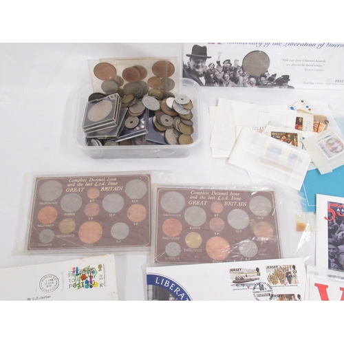 452 - Assorted collection of c20th International and GB coins, VE day & other First Day Covers with proof ... 