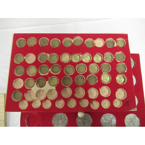 453 - Homemade wood coin box cont. mixed collection of c20th GB coins inc. sixpences, £5 coins, 50ps, penn... 