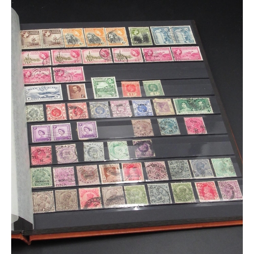 464 - Dark orange folder cont. c20th Commonwealth stamps, majority used, some mint, covering Canada, Grena... 