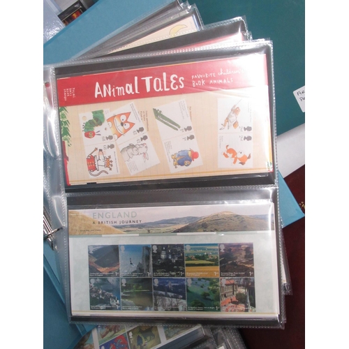 465 - Large collection of Royal Mail First Day Covers Presentation Packs staring from a 1966 to 2009 (the ... 