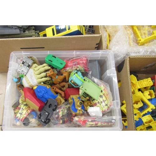 330 - Large collection of loose toy figures, train tracks, carriages and trains, predominantly by TOMY, qt... 