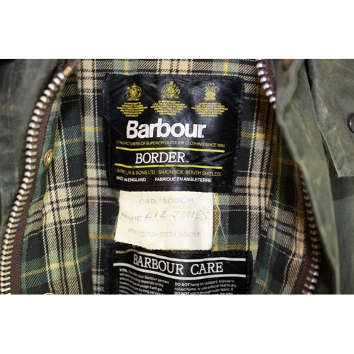 612 - Barbour Border wax jacket in olive green, cotton tartan lining, sizing C40/102cm, unisex