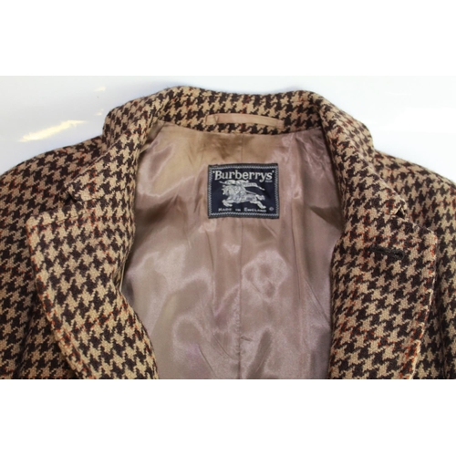 617 - Burberry brown houndstooth pattern overcoat, made from Burberry's Scottish cheviot, Chest size 40/41... 