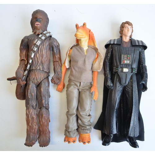 307 - Collection of large scale Star Wars figures to include Jakks Pacific 31