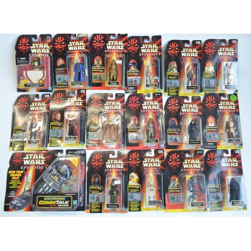 313 - Fifteen Star Wars episode 1 Comm Talk action figures from Hasbro, a Tatooine Accessory Set with Pull... 