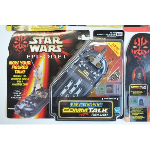 313 - Fifteen Star Wars episode 1 Comm Talk action figures from Hasbro, a Tatooine Accessory Set with Pull... 