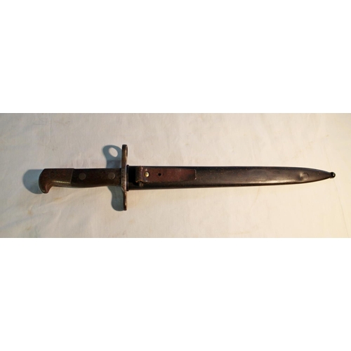 627 - Swiss 1889 pattern bayonet in original metal scabbard, with unusual fuller, serial no. 145690 to cro... 