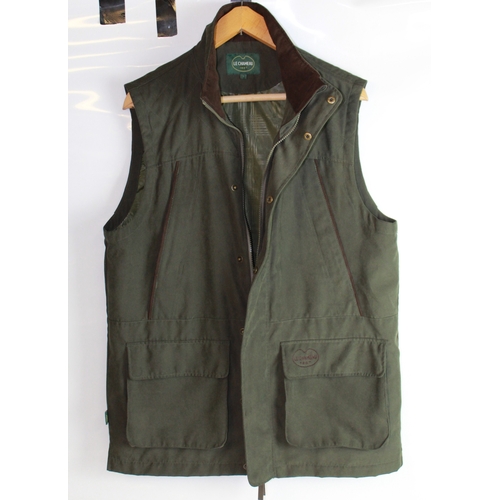 621 - LE CHAMEAU gents gilet in dark green, size L