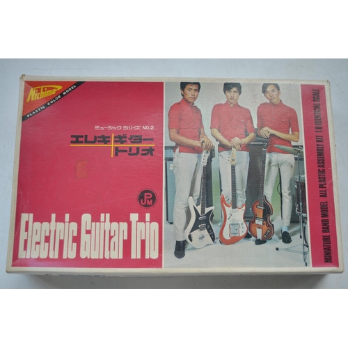 54A - Rare un-started Nichimo 1/8 scale Music Series 2 Electric Guitar Trio Miniature Band plastic model k... 