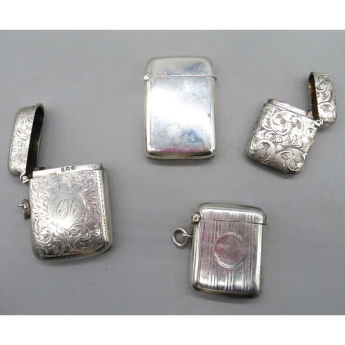 60 - Hallmarked Sterling silver vesta with foliage detail, initials 