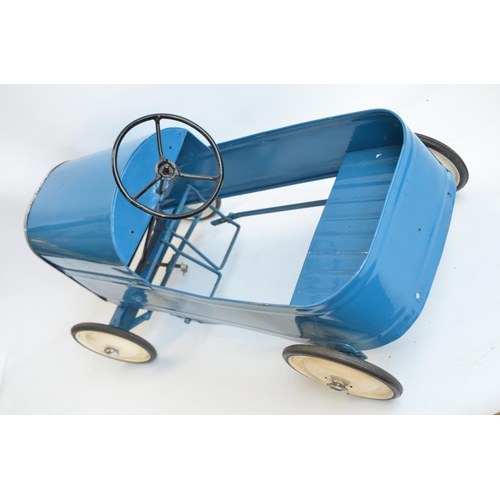 214 - Full sized child's pedal car, metal plate with working steering and pedal function, no makers marks.... 