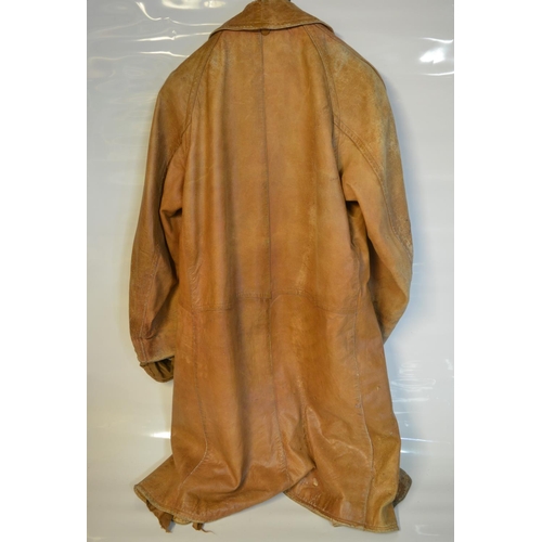 126 - Pair of early C20th leather motoring/aviators jackets, no sizes indicated to include a gentlemen's e... 