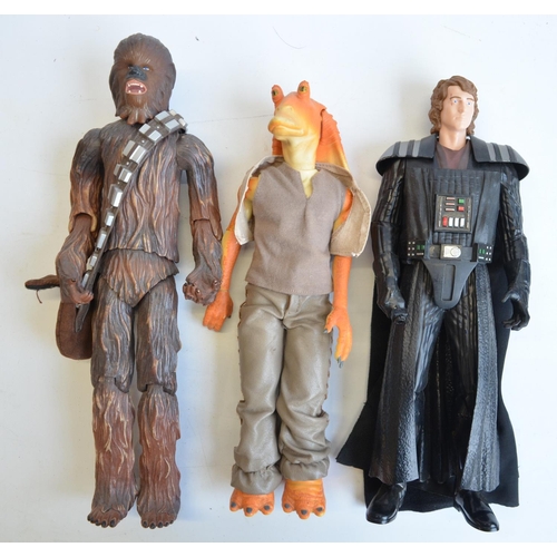 514 - Collection of large scale Star Wars figures to include Jakks Pacific 31