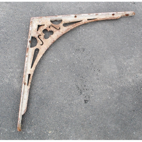 1231 - Large collection of Victorian cast iron Greenhouse brackets. (25)