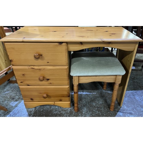 447 - Pine three drawer dressing table with stool and a pine dressing mirror (3)