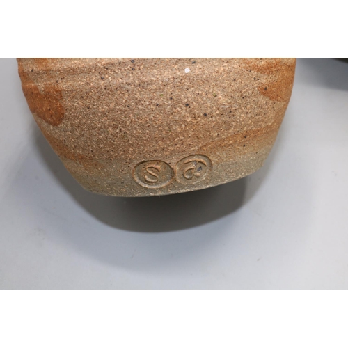 139 - Studio pottery - John Dix of Pateley Bridge stoneware vase, H13cm; Philip Chan of Ayron raku urn, H1... 